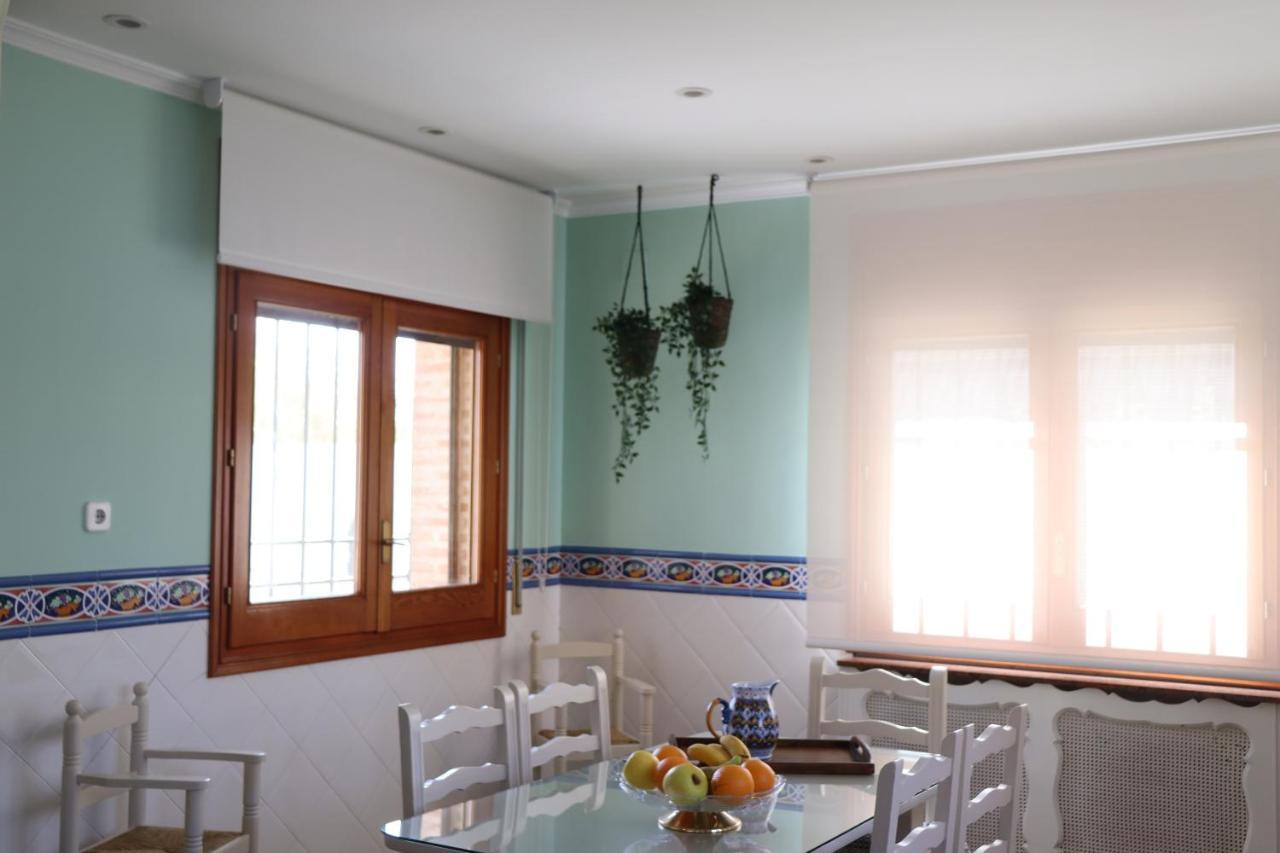 Villa La Casa De Enfrente à Herencia Extérieur photo
